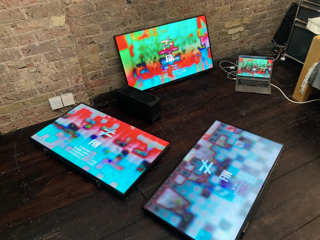 ≠ (Nonequality) (2023) by Jeanyoon Choi — Multi-Device Web Artwork (4 Channels, 1 Mobile); image 3 of 6
